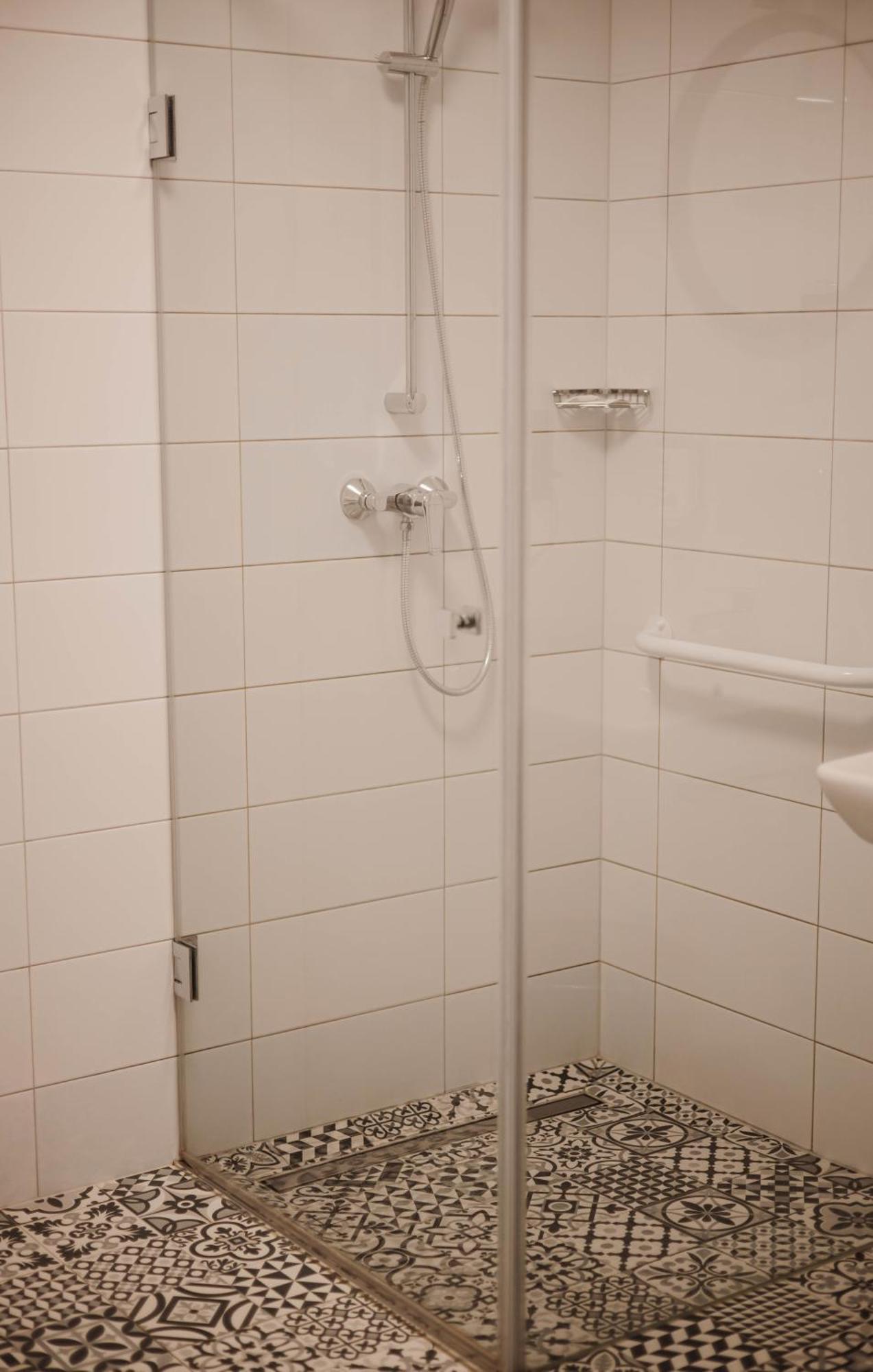Jura Hotel Osiek Olkusz Buitenkant foto
